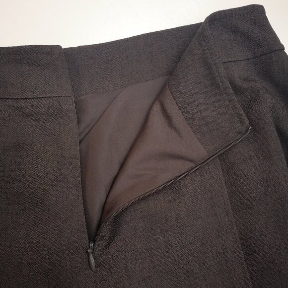 NWT Cleo Ladies Size 6 Dark Brown Maxi w/ Flare Bottom Made in Canada Skirt - Picture 4 of 9